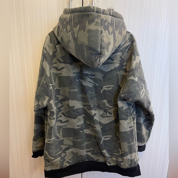 Jocelyn “UFO Hoodie” with real rabbit fur, size S - Picture 4 of 7